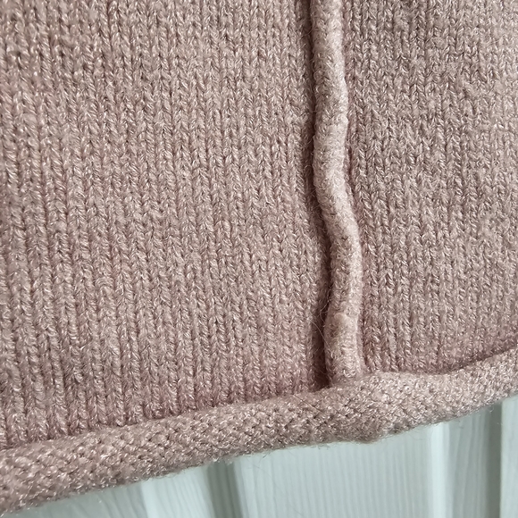 🌷Seven Sisters pink knit sweater - Picture 4 of 9